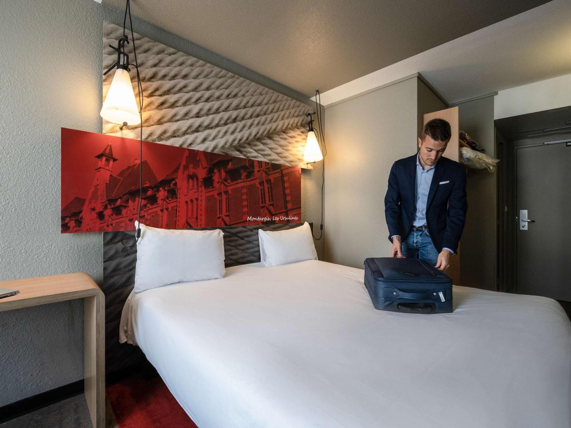 Ibis Montargis Hotell Exteriör bild